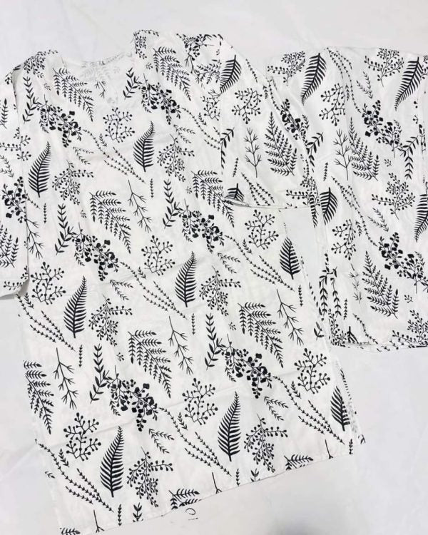2 Pcs Stitched Petal Print