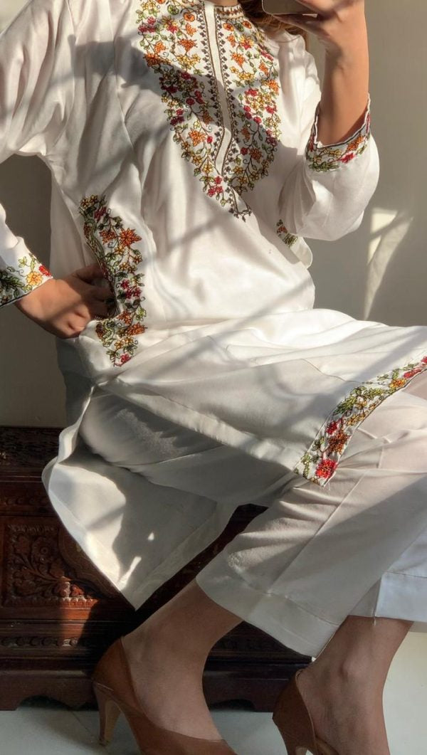 2 Pcs Stitched Pocket Embroidery