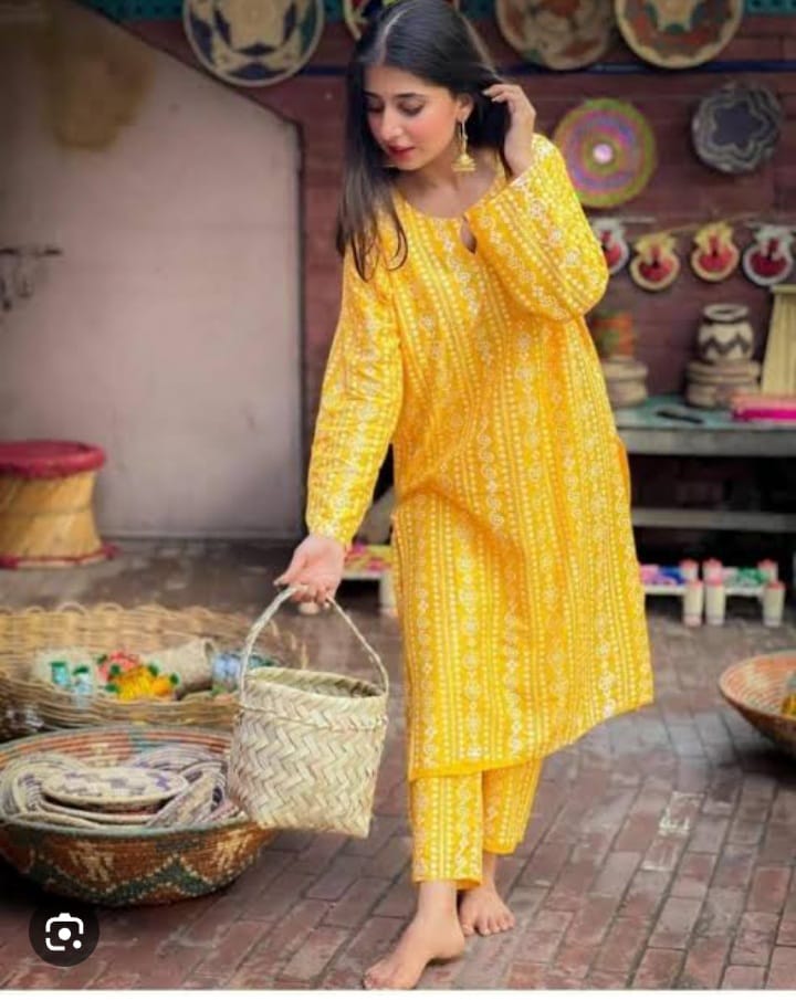 2 Pcs Stitched Chunri Print